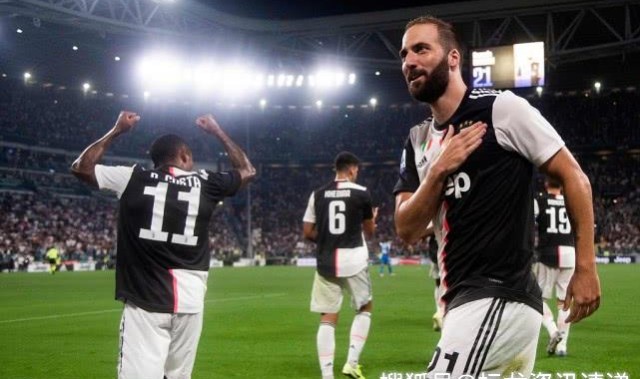  尤文图斯新援首秀破门助球队登顶积分榜  