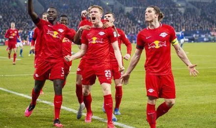  多特蒙德客场绝杀门兴德甲争冠悬念持续保留