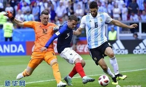  克莱蒙门将连续扑点，球队惊险守平强敌  