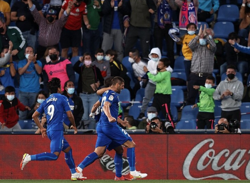  科雷亚替补建奇功，昂热客场爆冷击败里尔  