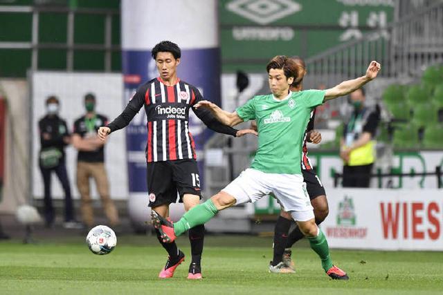  法兰克福上演让二追三好戏，保级关键战惊险取胜